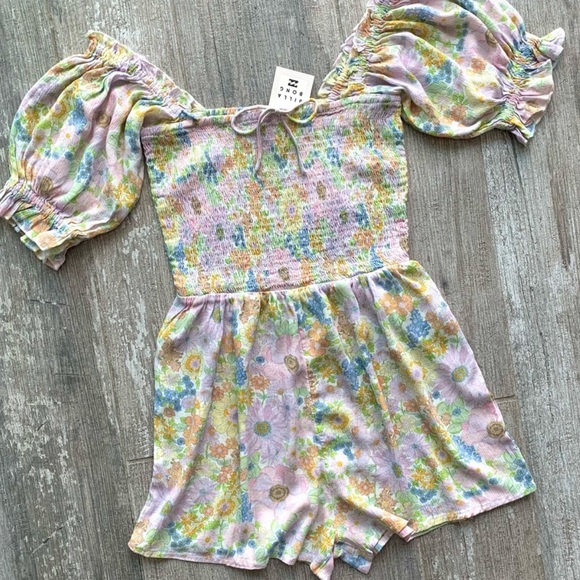 🔥🔥BILLABONG - SUNDANCE PLAYSUIT🔥🔥 - Picture 3 of 11